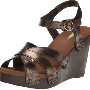 Mandoline Metallic Volatile Wedges